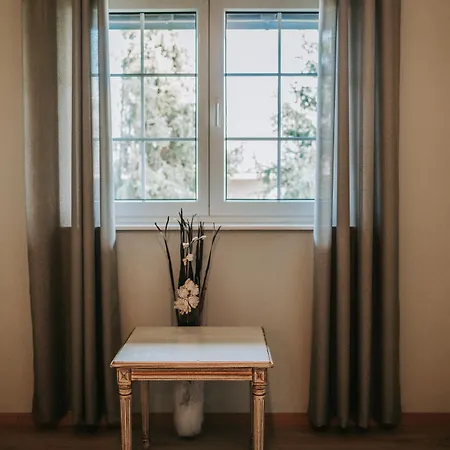 Pompei 酒店 Astheim